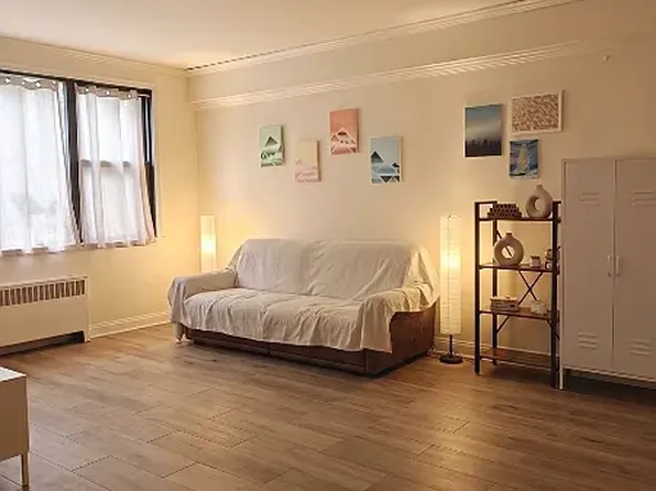98-25 64th Rd APT Gd, Rego Park, NY 11374