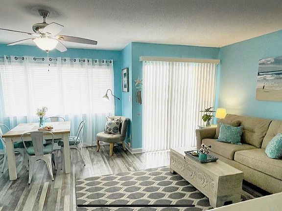 4th image of 485 Gulf Shore Dr Unit 305