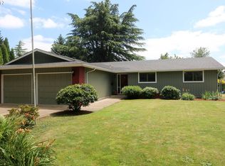 1097 Janus St, Springfield, OR 97477