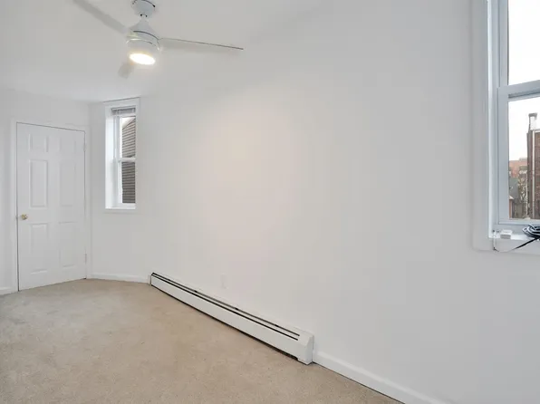 811 Montgomery Street image 8 of 17