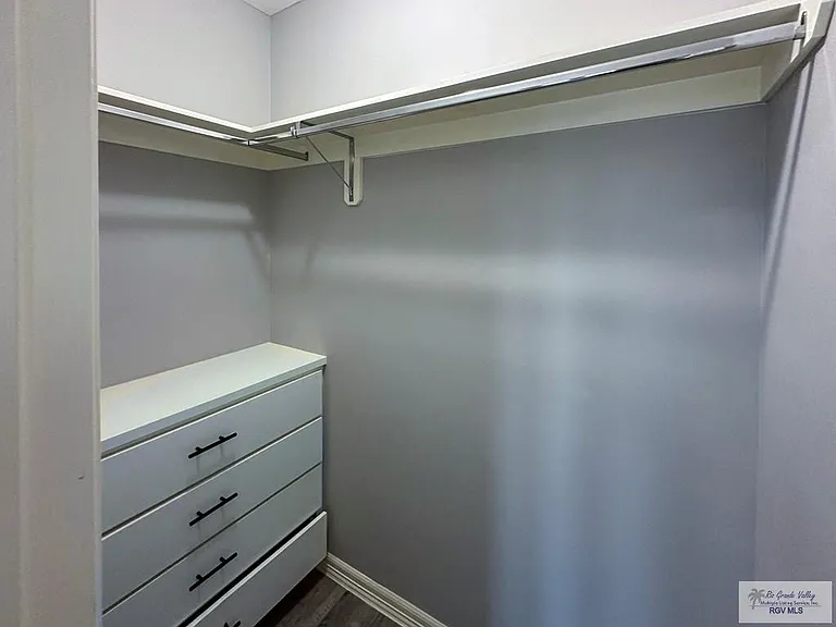 9649 Lake Concordia Ct — Photo 10