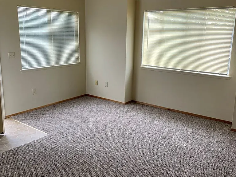 740 Bayside Rd — Photo 10