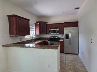 14738 SW 23rd St #14738, Miami, FL 33185