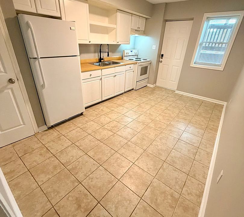 1st image of 2128 Will Fant Dr APT 2