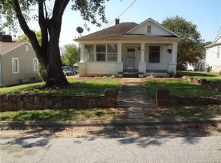 506 Westview St SW #35-36, Lenoir, NC 28645