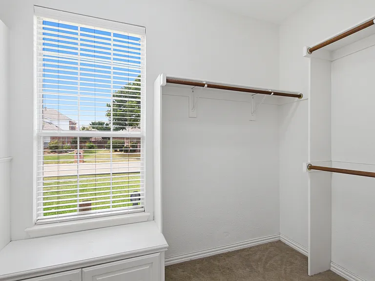 7852 Rainbow Falls Dr — Photo 23