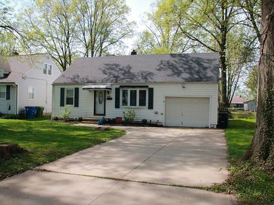 33661 Kenilworth Rd, Eastlake, OH, 44095