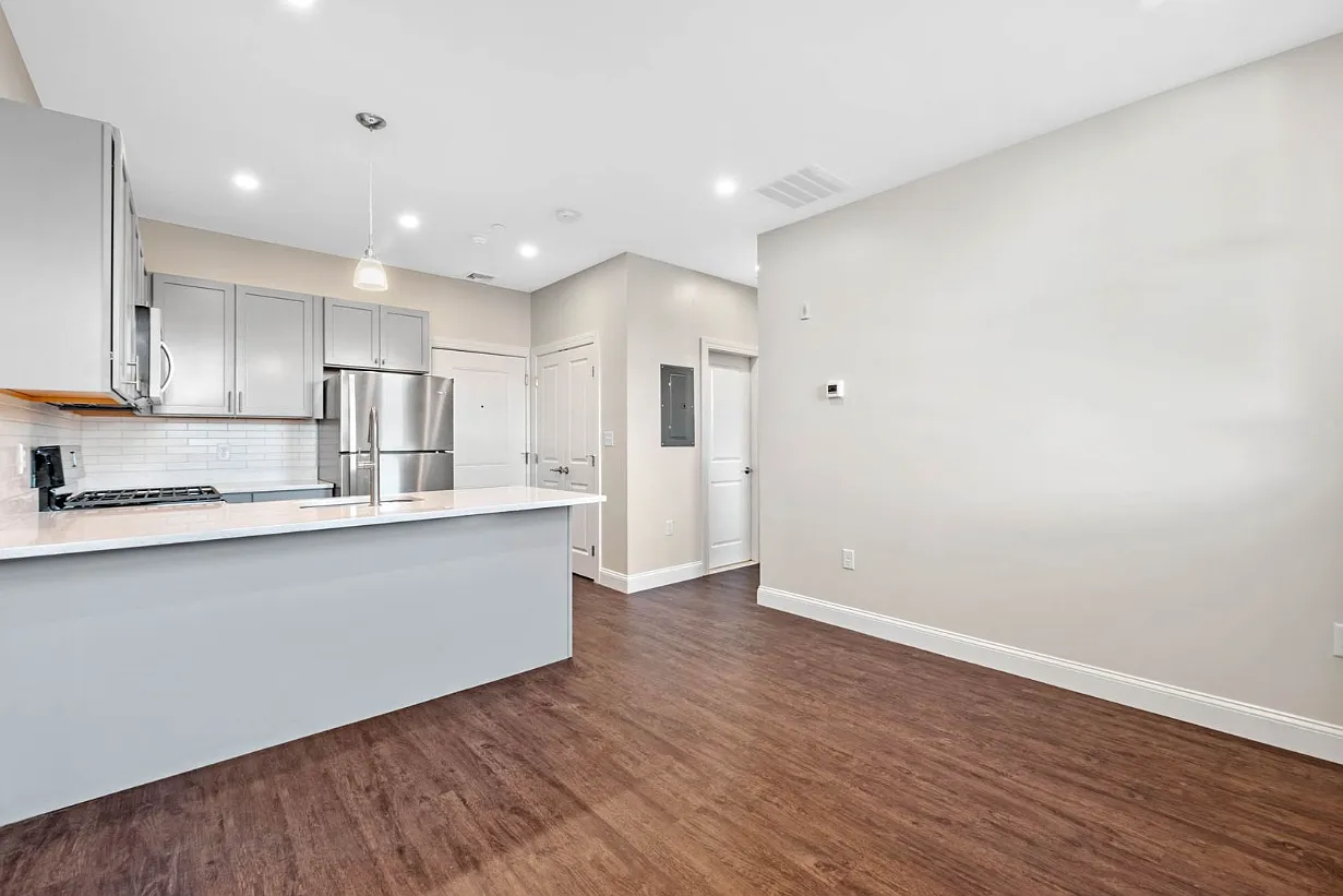 1 bed, 533 sqft, $1,975 — Photo 4