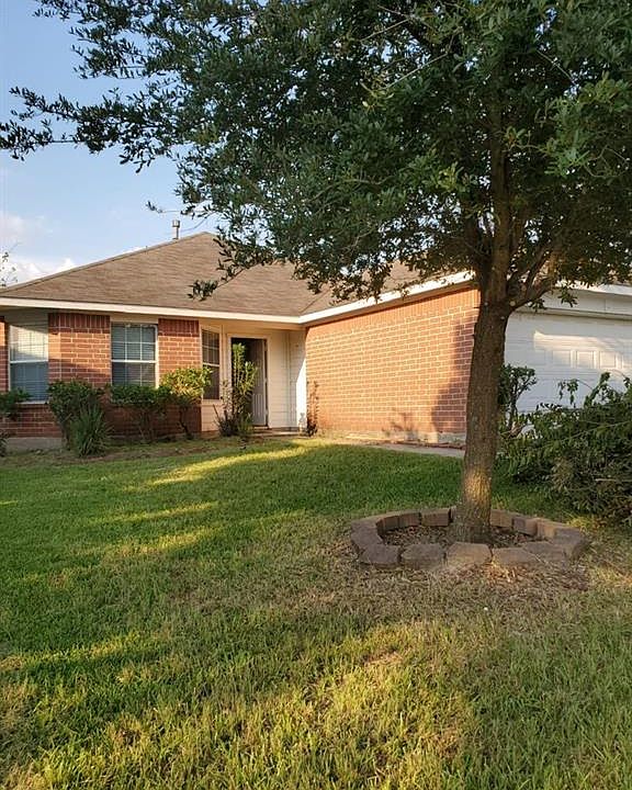 1st image of 631 Danbury Park Ln