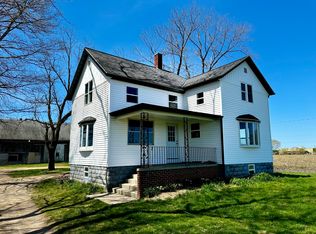 7960 Hollywood Rd, Baroda, MI 49101