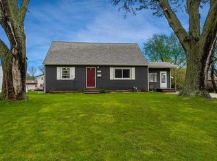 4815 27th Ave, Moline, IL 61265