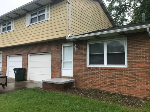 160 Brookfield St Photo 1