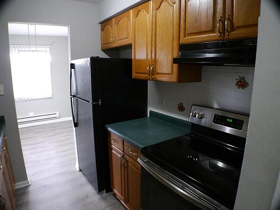 3rd image of 11810 S Komensky Ave