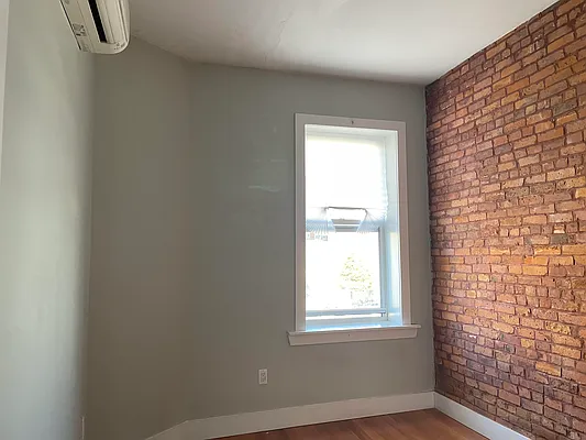 Rented by The Hamilton Group | media 9
