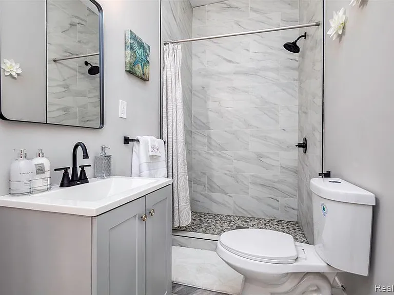 2513 Concord St — Photo 21