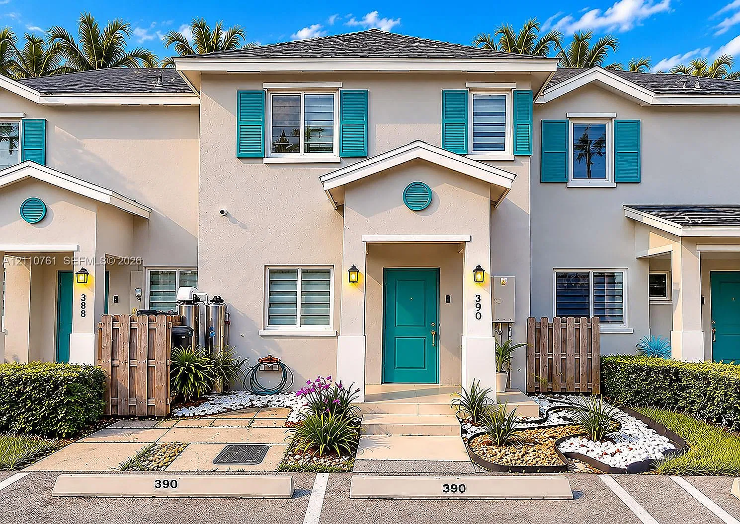 Forest Park Villas — Photo 1