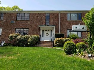 2 Troy Dr APT 2B, Springfield, NJ 07081
