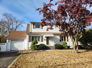 284 Lake St, New Milford, NJ 07646