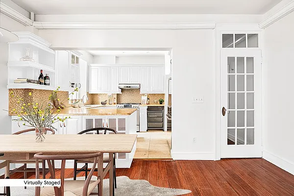 Sold by Compass | media 23