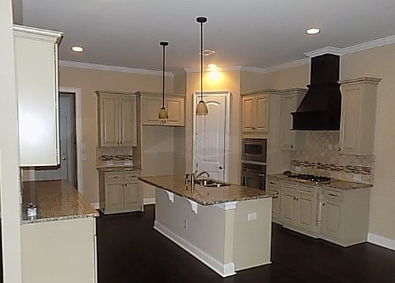 4th image of 328 Cypressglade Ln
