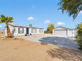 13528 Center Ln, Phelan, CA 92371