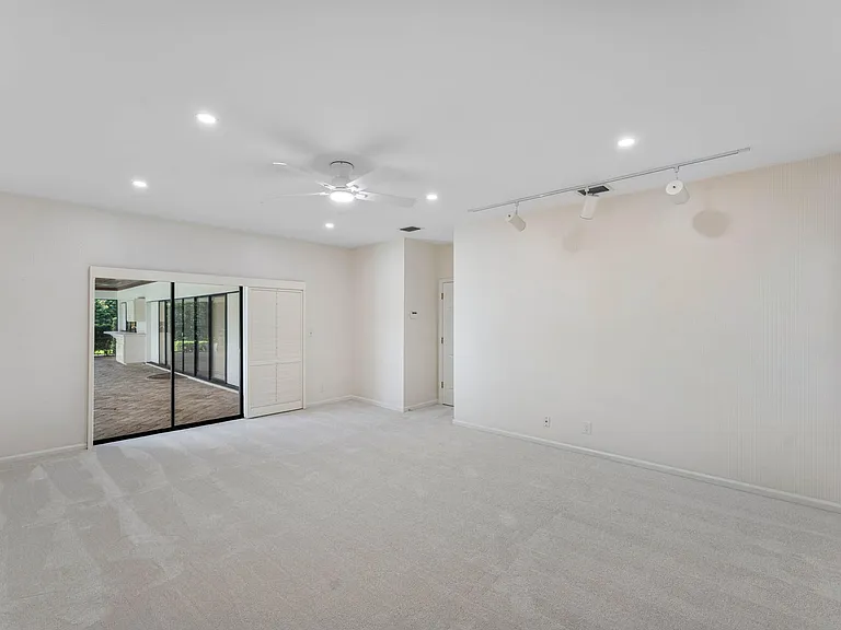 1851 Thatch Palm Dr — Photo 26