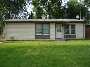 342 Pine Ave, Aurora, IL 60505