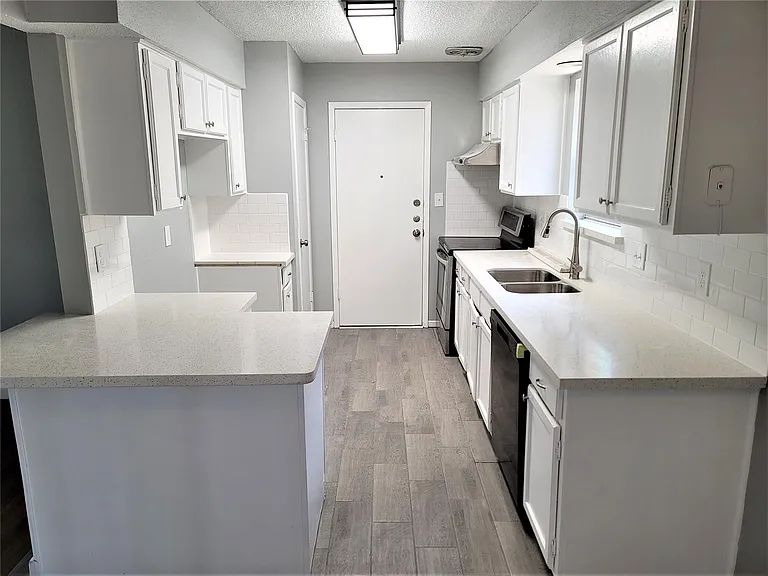 6102 Havendale Dr — Photo 7