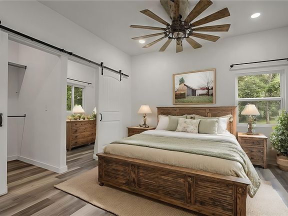 5th image of 14639 Ravenwood Ln