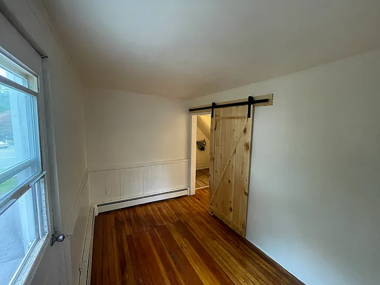154 Main St #4 — Photo 5