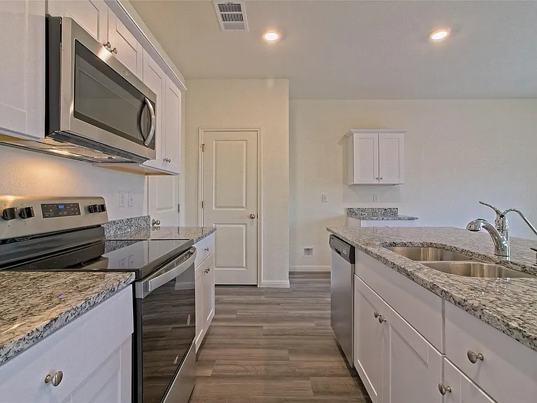 109 Gemsbok Rd — Photo 9