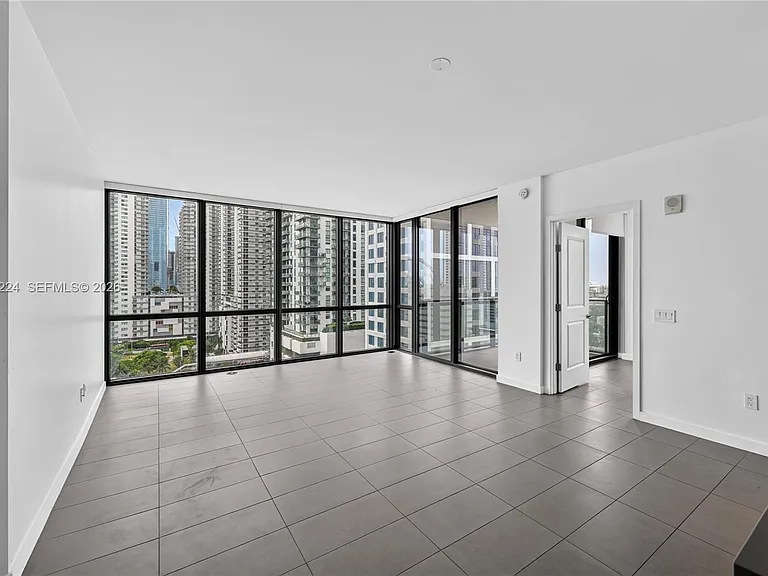 1600 NE 1st Ave #1210 — Photo 5