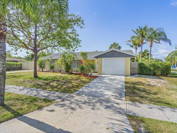 320 Fern St, Jupiter, FL 33458