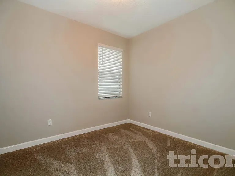 9735 Ivory Dr — Photo 8