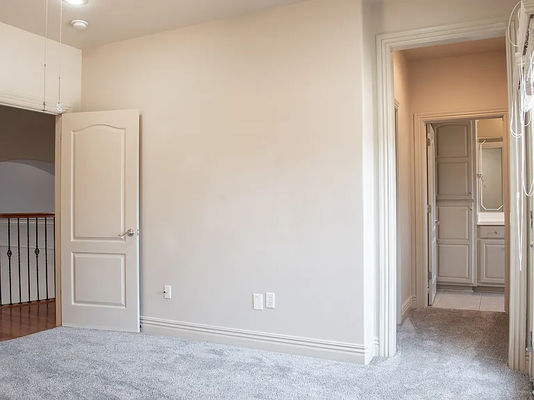 5106 S Sloan Cir — Photo 18