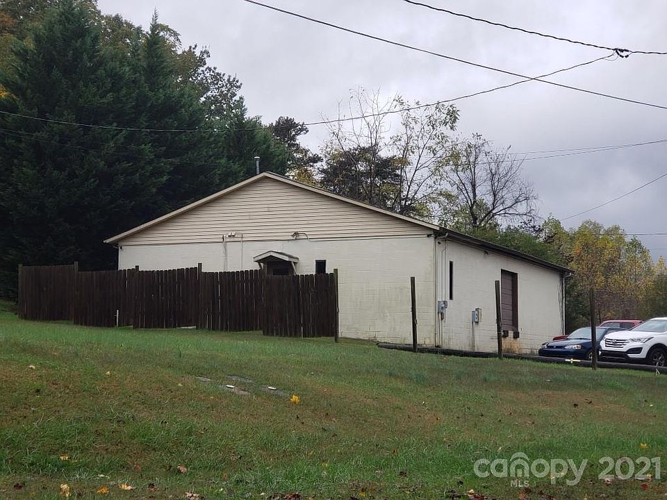 2nd image of 7478 Cavalier Way