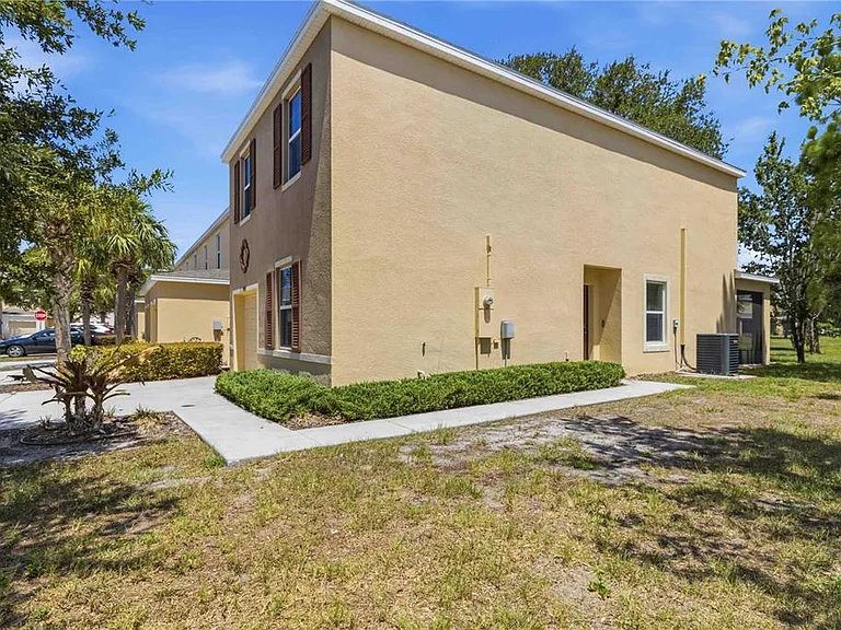 9973 Hound Chase Dr — Photo 2