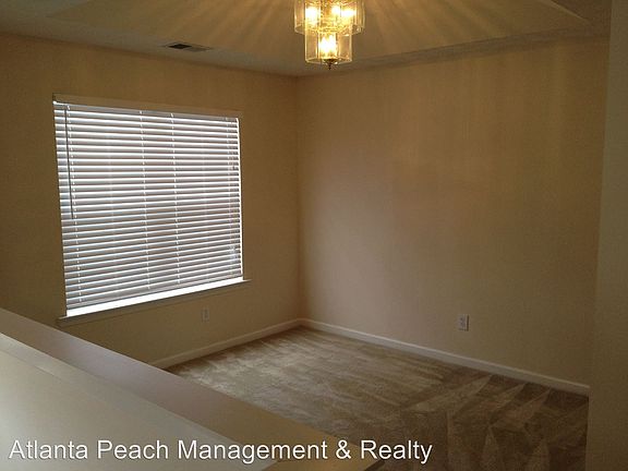 3rd image of 60 Mills Creek Ln