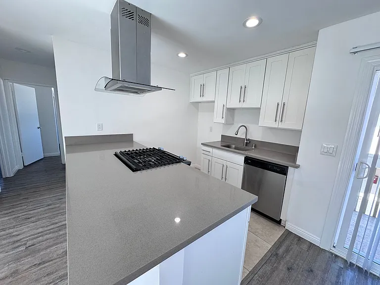 1808 MacKay Ln — Photo 8