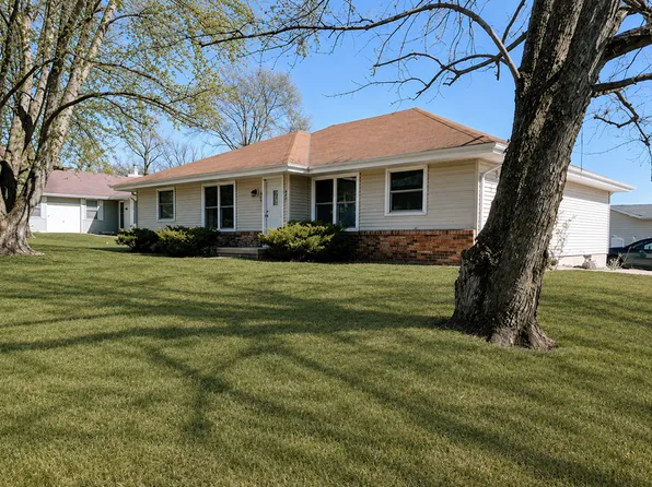 426 Jeffrey Ln, Ames, IA 50014