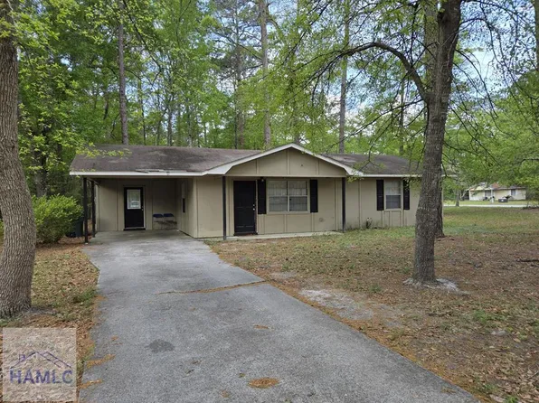 219 Surrey Rd, Hinesville, GA 31313