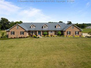 279 S 40th Dr, Evans, WV 25241