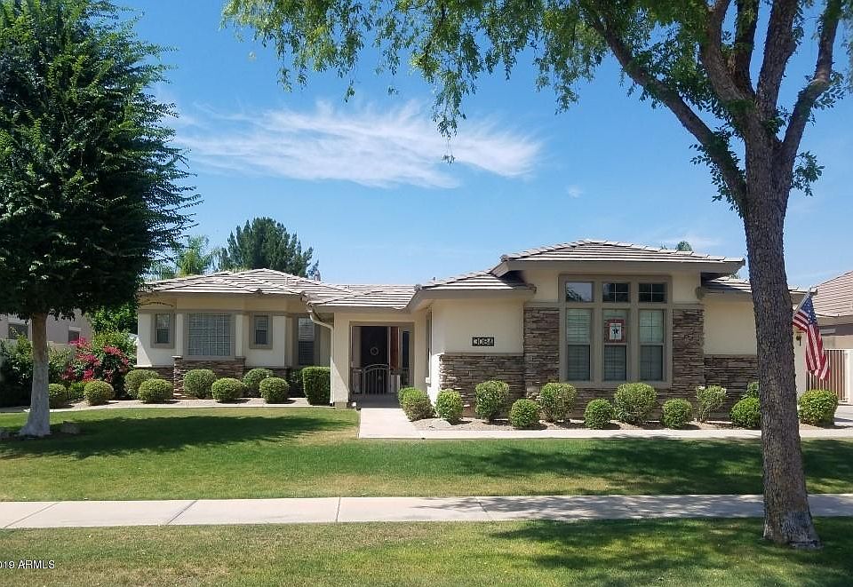 1st image of 3084 E Linda Ln