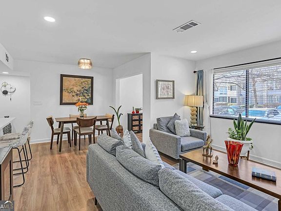 2nd image of 1211 Wingate Way