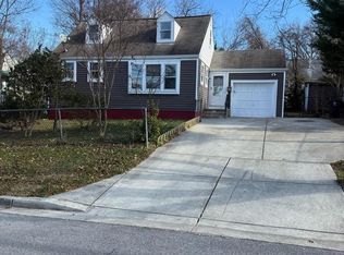 6625 Powhatan St, Riverdale, MD