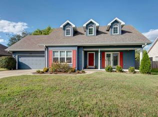 3205 W Montclair St, Springfield, MO 65807