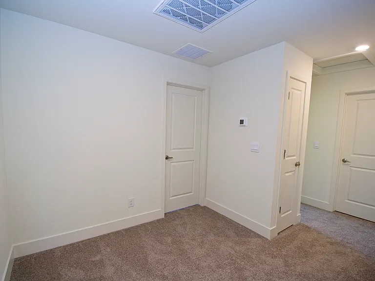 1636 Prancer St — Photo 11