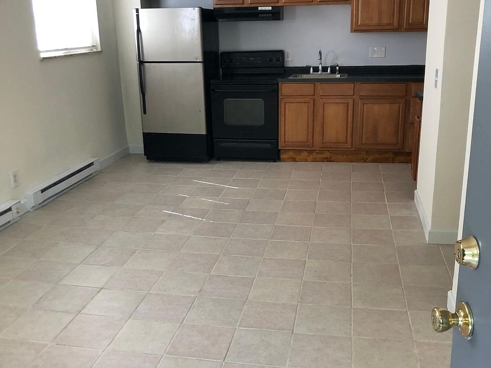 1st image of 2604 Price Ave #12