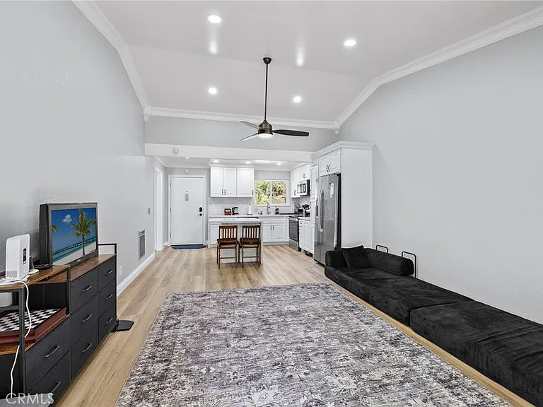 23261 La Glorieta #G — Photo 10