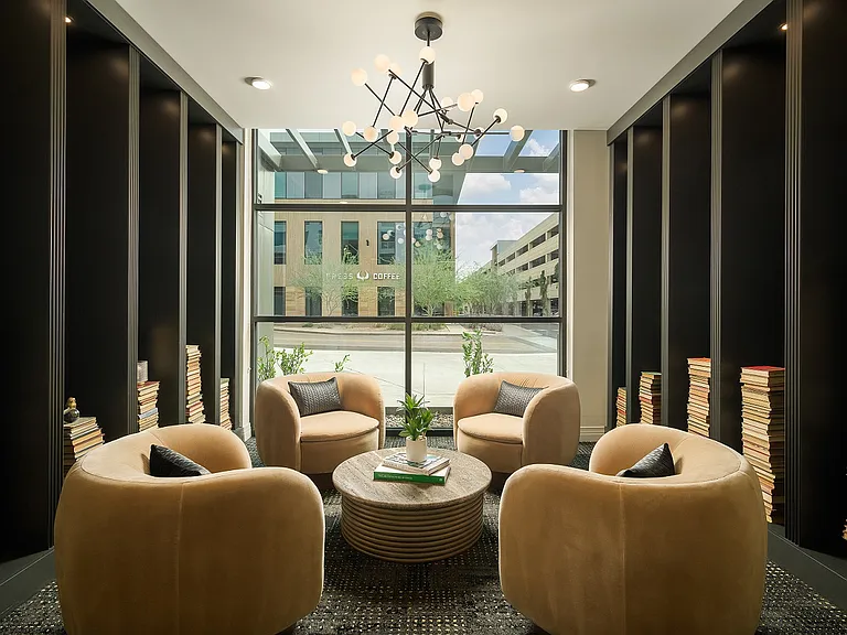Huxley Scottsdale — Photo 13
